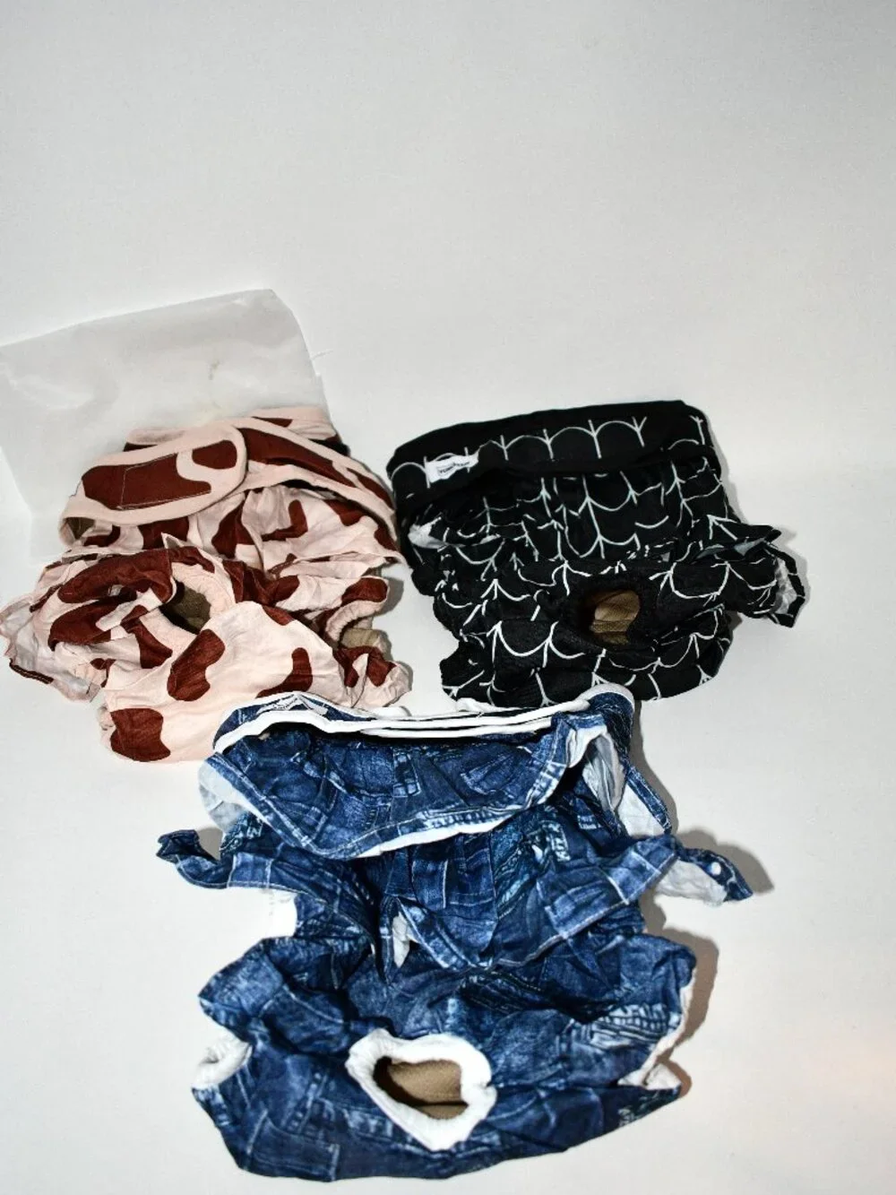 VUNCESSIN Reusable Female Dog Diapers Medium Washable 3 Pack NWT